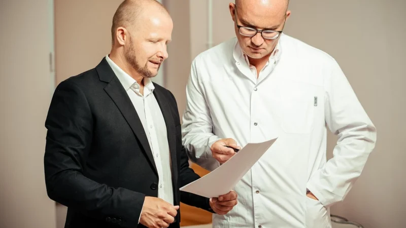 Nowa oferta klinik w Poznaniu: wszywka alkoholowa jako alternatywa dla tradycyjnych terapii