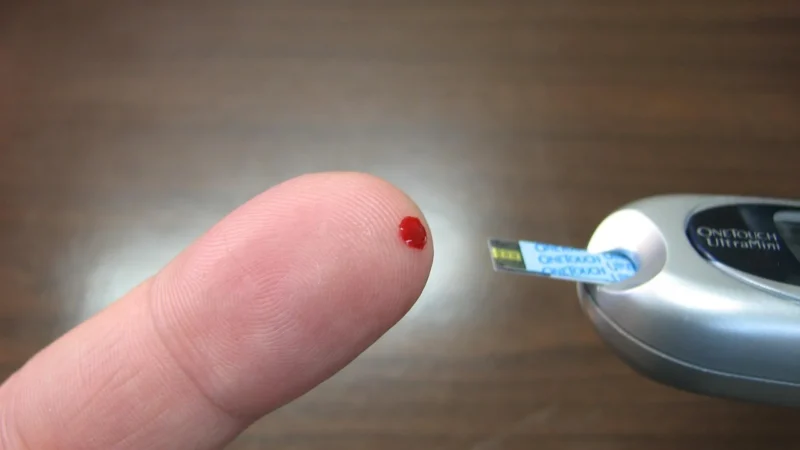 Roche Diabetes Care Accu Chek Instant Glukometr
