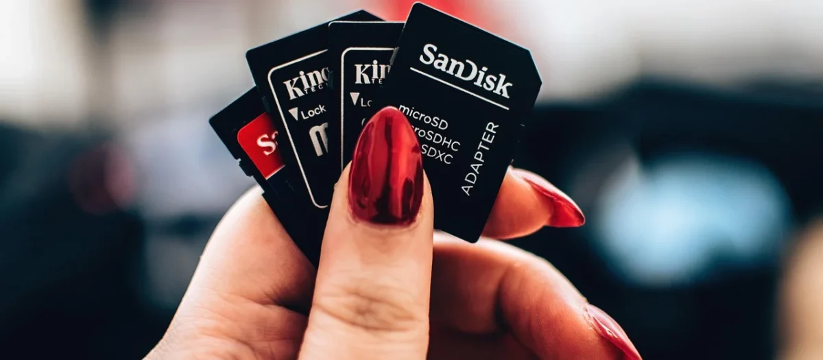 SanDisk Extreme microSDXC 128GB V30 Class 10 UHS-I U3 (SDSQXA1-128G-GN6MA)