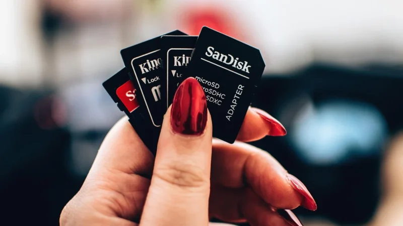 SanDisk Extreme microSDXC 128GB V30 Class 10 UHS-I U3 (SDSQXA1-128G-GN6MA)