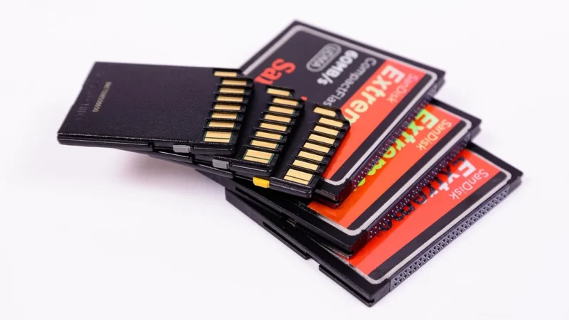 SanDisk Extreme SDHC 32GB Class 10 (SDSDXVE032GGNCIN)