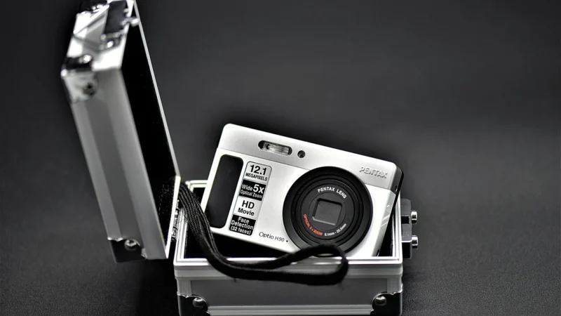 Sony Cyber-shot DSC-RX100 III Czarny