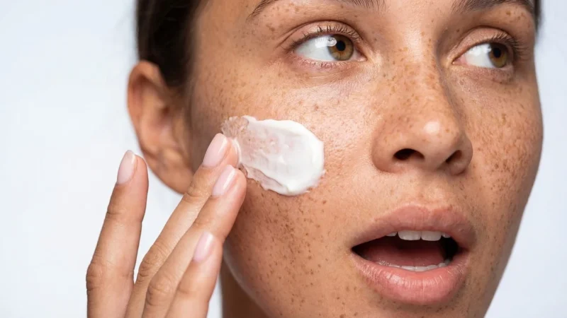 Synchroline Synchrovit Face Cream Krem do twarzy i dekoltu na dzień i na noc 50ml